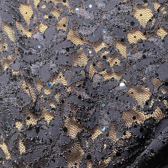 Connected apparel evening dress - Picture 6 of 6